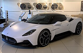 Maserati MC20 (2020 - )